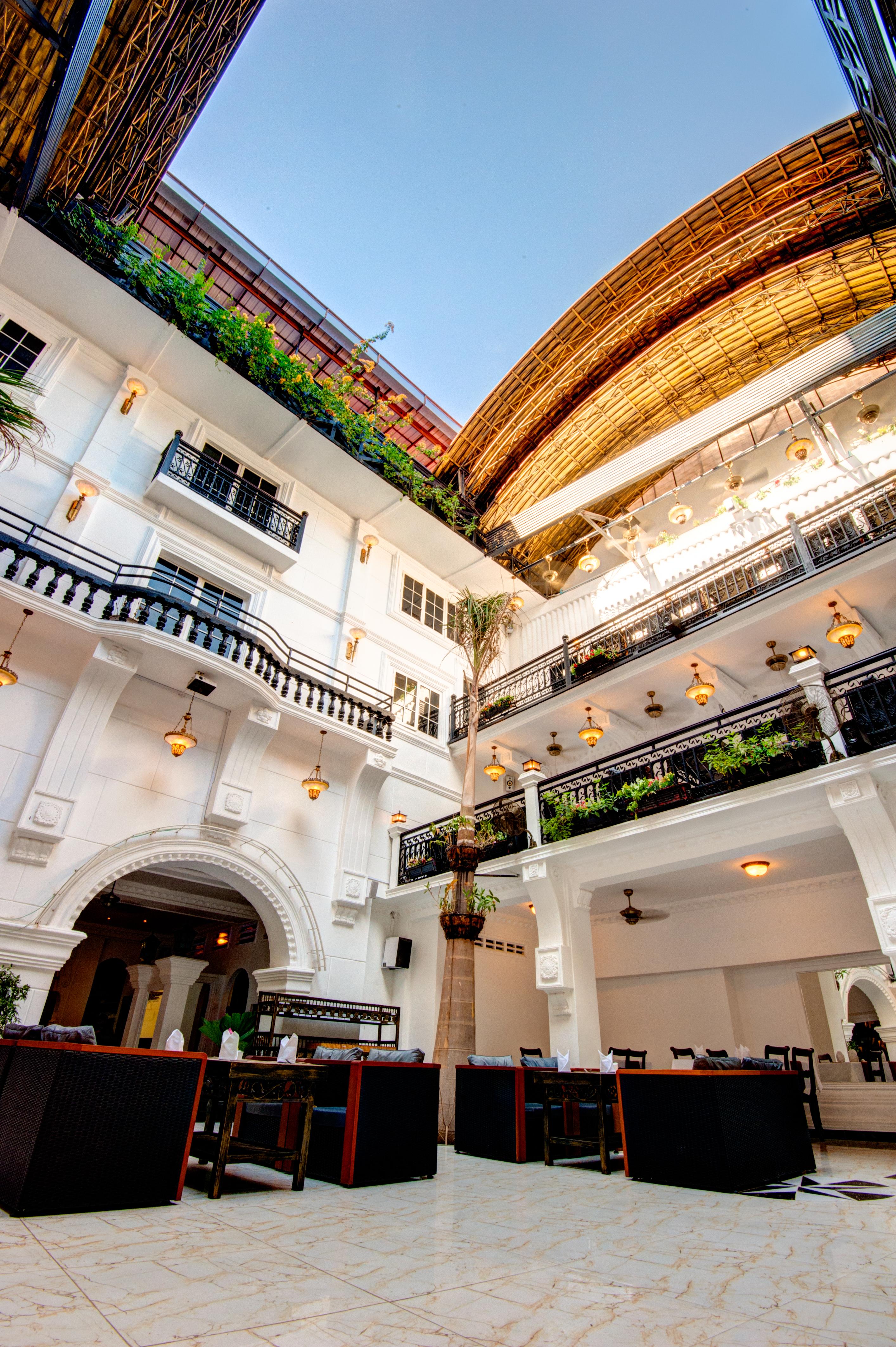 Le Grand Palais Boutique Hotel Phnom Penh Exterior foto