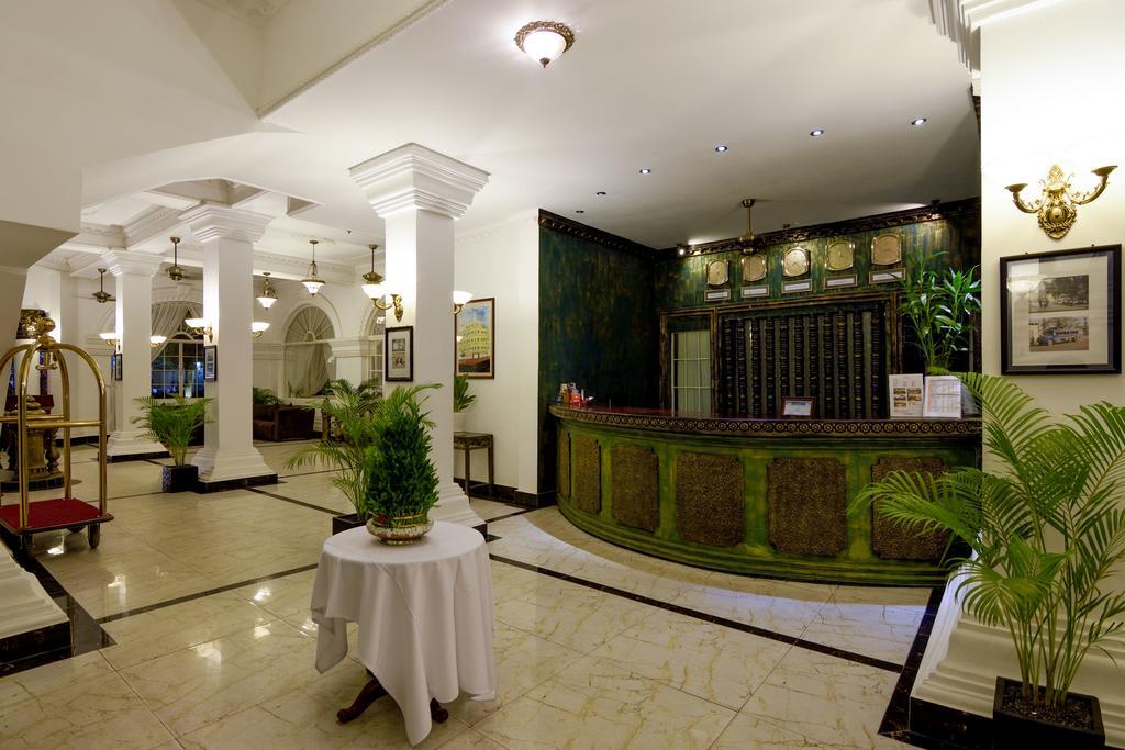 Le Grand Palais Boutique Hotel Phnom Penh Exterior foto