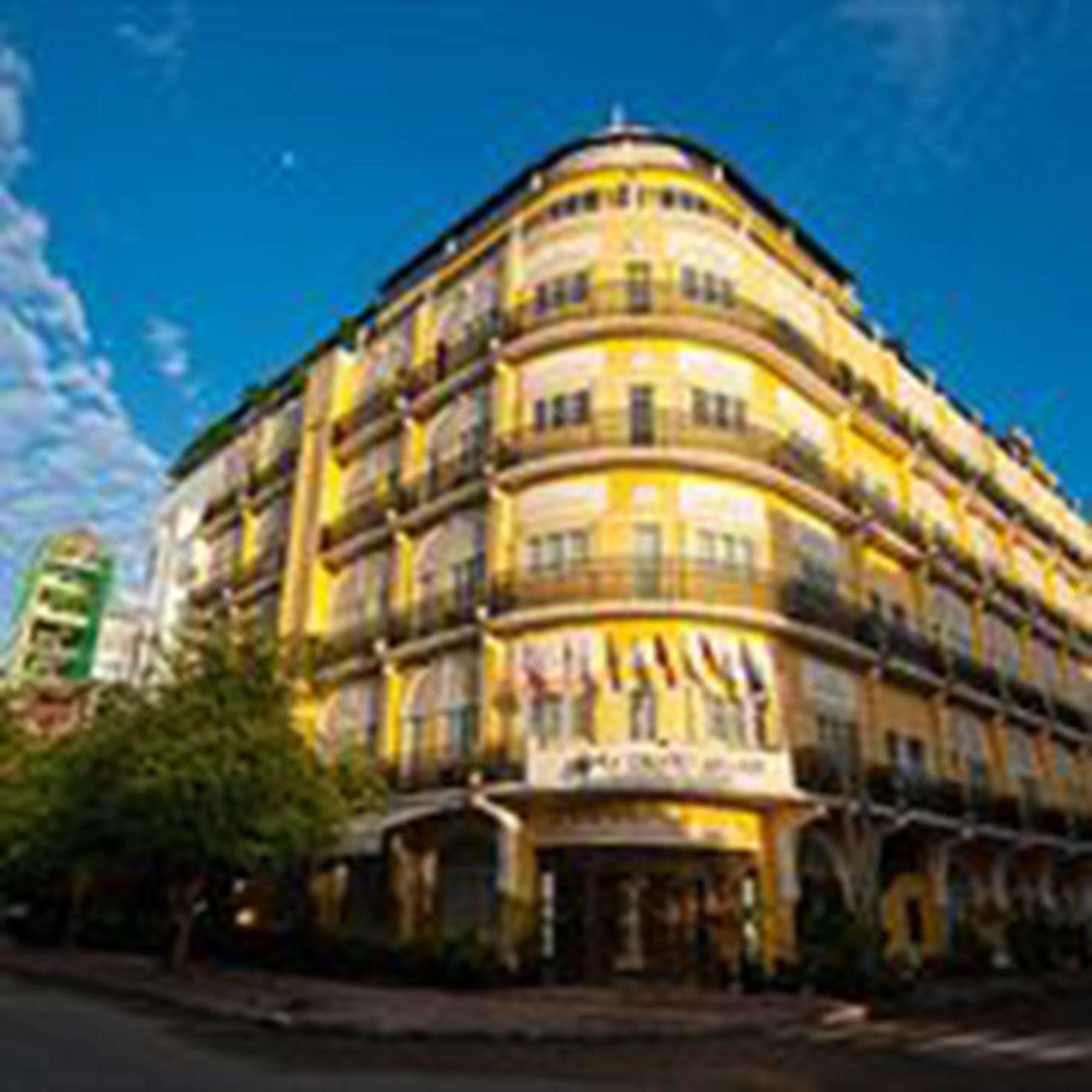 Le Grand Palais Boutique Hotel Phnom Penh Exterior foto