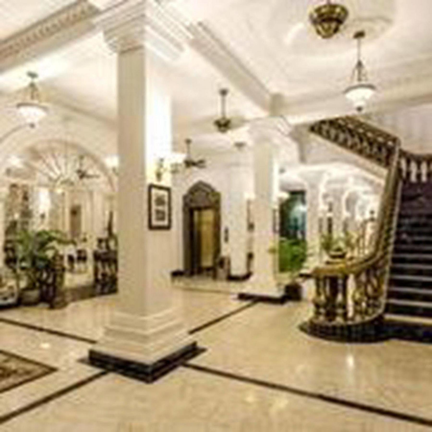 Le Grand Palais Boutique Hotel Phnom Penh Exterior foto