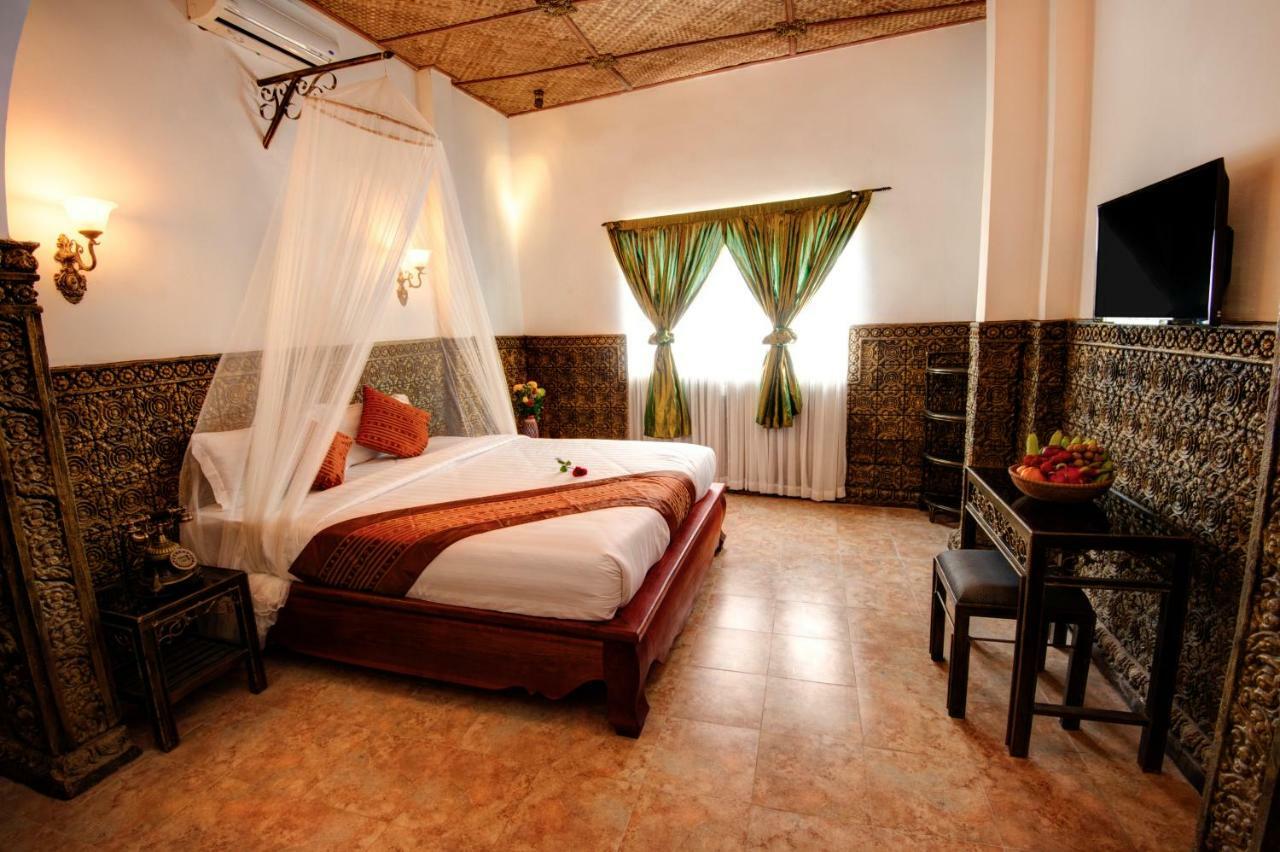 Le Grand Palais Boutique Hotel Phnom Penh Exterior foto